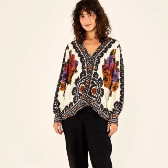 NWOT Farm Rio | Flower Tapestry Blouse in Cream & Black | Size XS - Picture 2 of 14